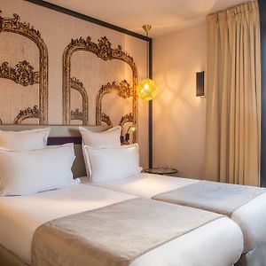Klassieke Kamer met Twee Aparte Bedden